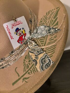 Women’s Tan Floral Band Fedora Hat - Unbranded